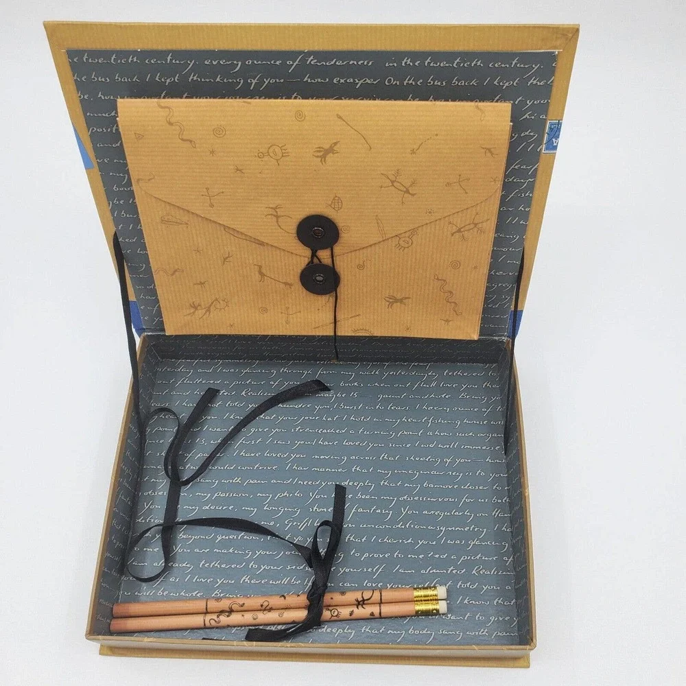 Griffin & Sabine An Extraordinary Writing Box Nick Bantock box and penci… - Picture 3 of 4